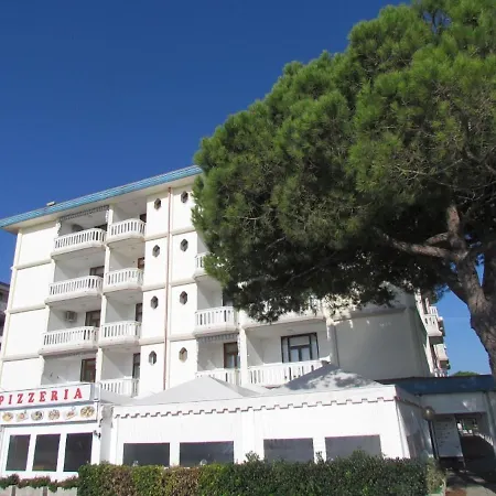 Condominio Centrale - 30M From The Beach