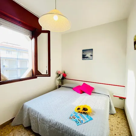 Condominio Centrale - 30M From The Beach Διαμέρισμα